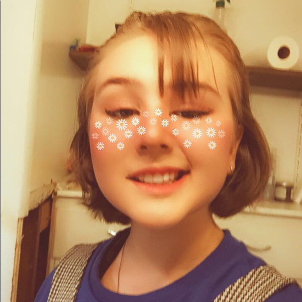 Meet your Posher, Clara